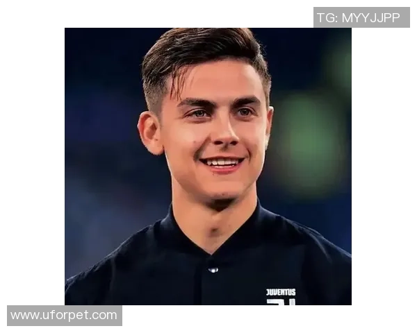 高清足球明星头像展现运动魅力与激情瞬间的完美结合